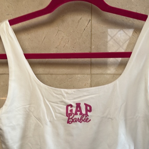 BNWT! Barbie X Gap Crop Top - Picture 2 of 4